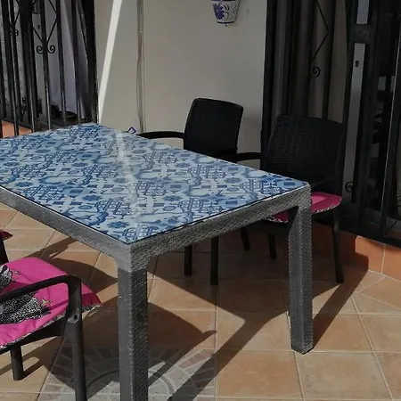 فيلة Azul *